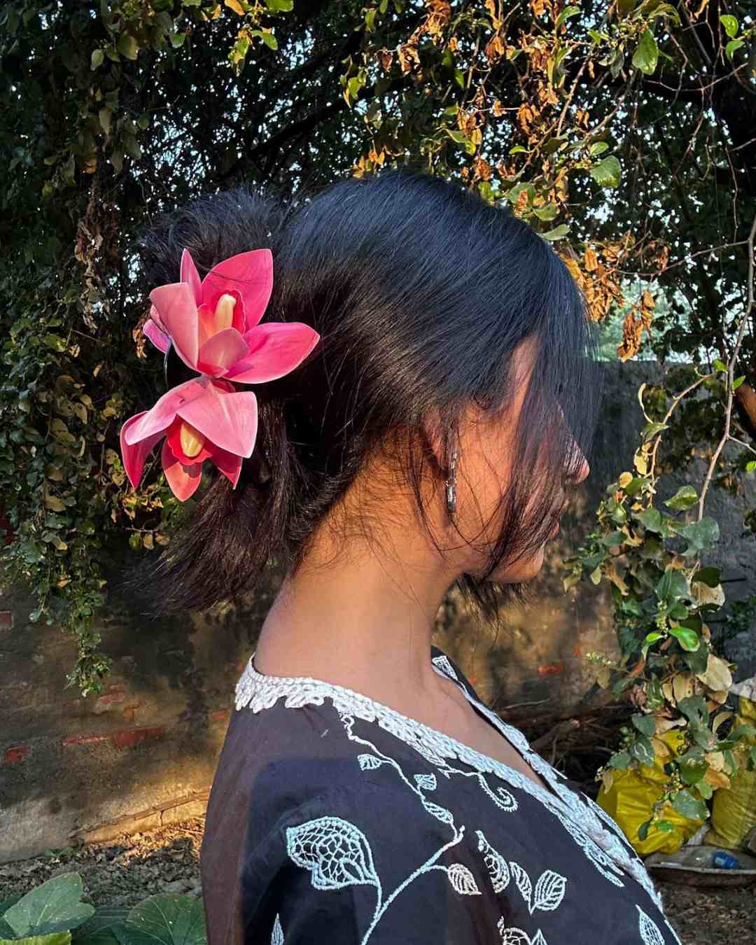 Lily Flower Holiday Clips | Nish Hair