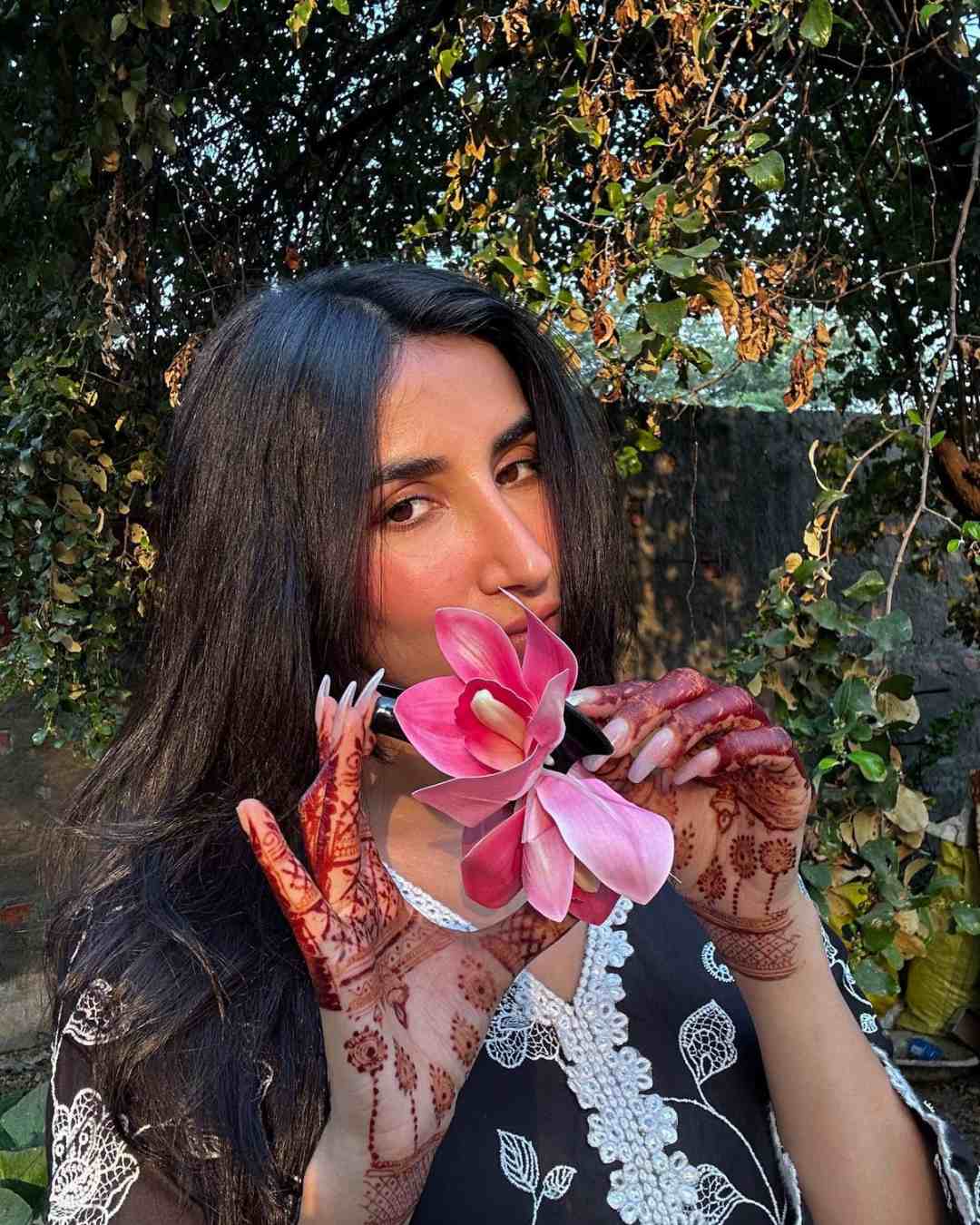 Lily Flower Holiday Clips | Nish Hair - Image 3