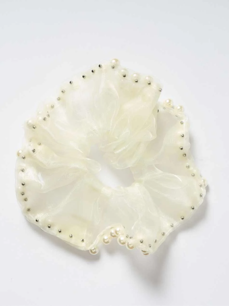 Pearl Scrunchie - Image 3