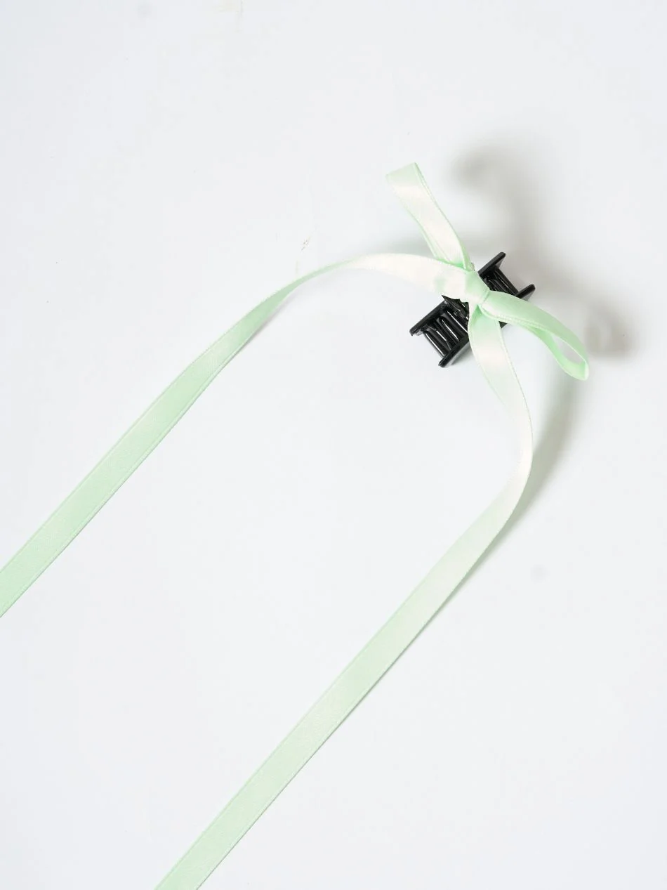 Romantic Bow Clips - Image 6