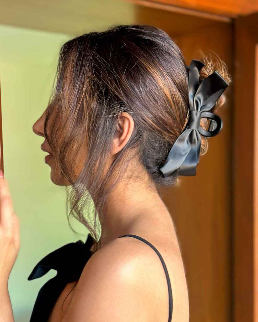 Satin Bow on a Matte Hair Claw - Image 5