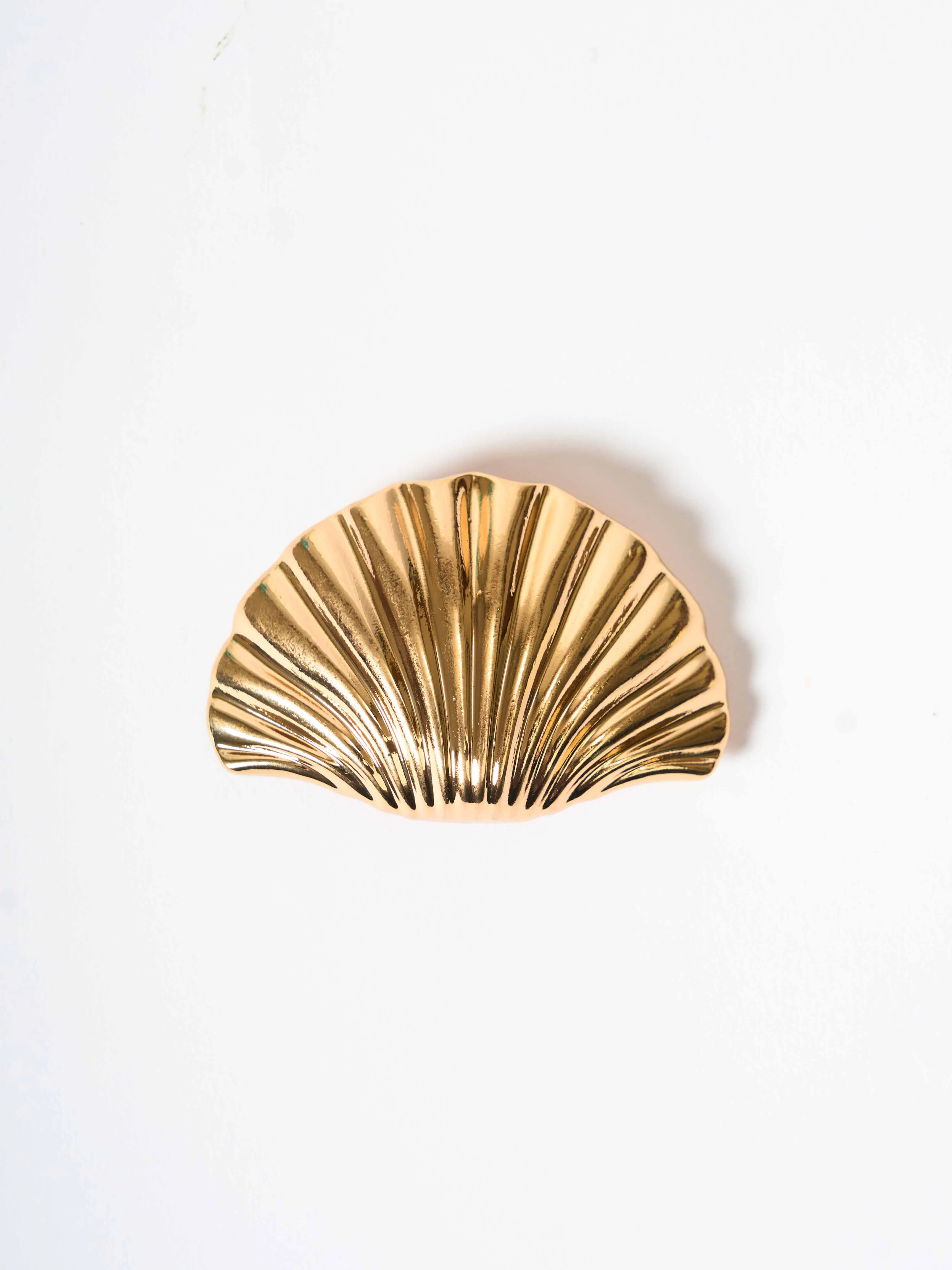 Shell Shaped Hair Clip - Image 3